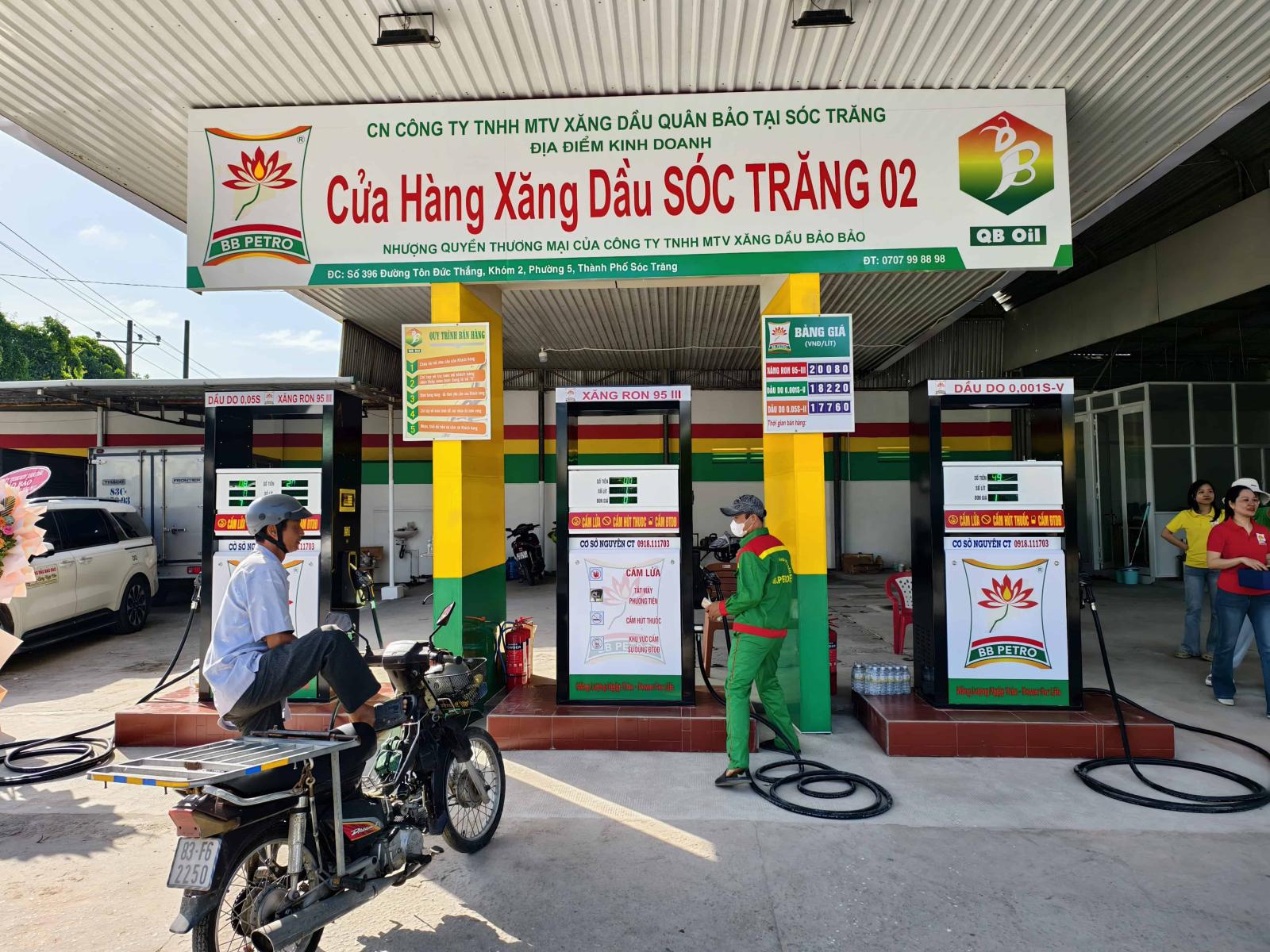 Cửa Hàng Xăng Dầu Sóc Trăng 02
