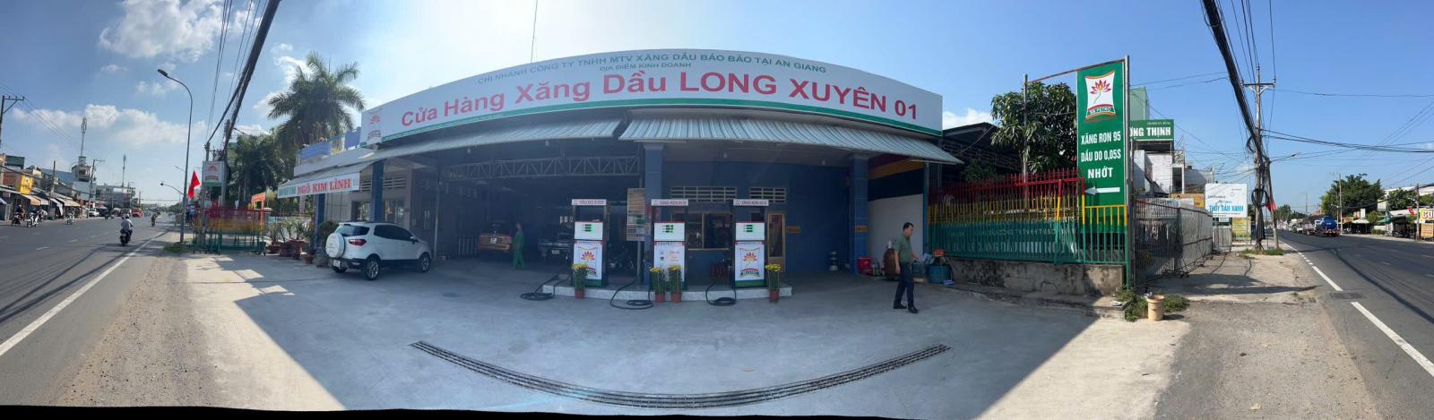 Cửa hàng xăng dầu Long Xuyên 1
