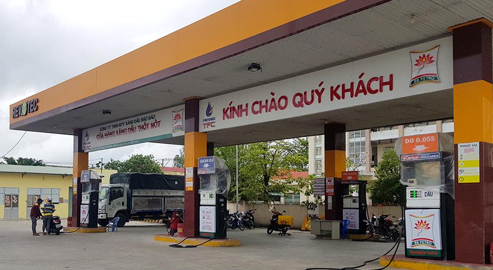 CỬA HÀNG XĂNG DẦU THỐT NỐT